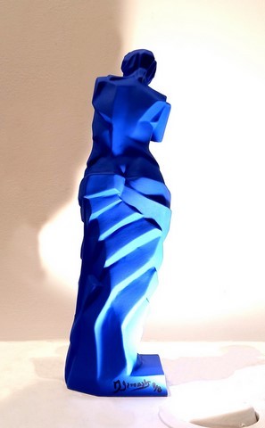 vénus de milo bleu klein maxime davoust sculpture antique